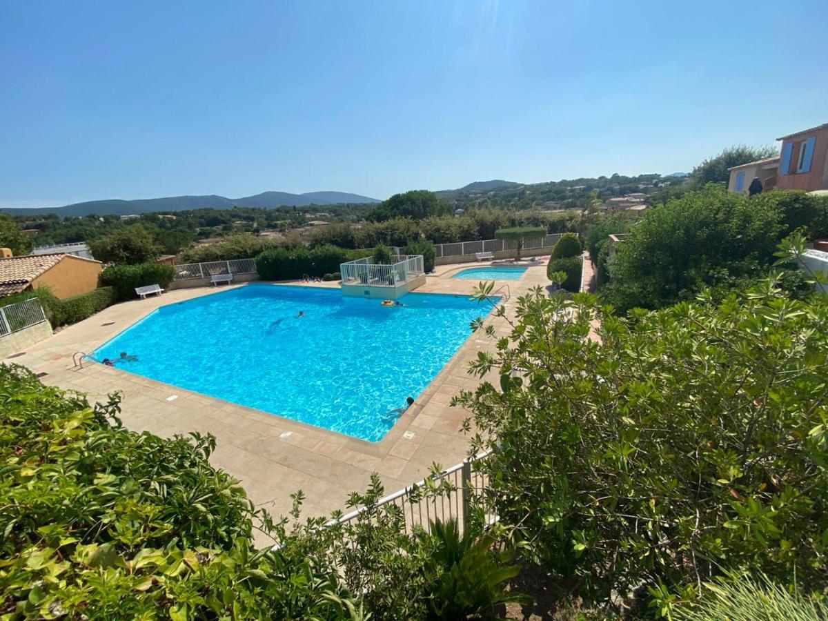 Mazet Dans Residence Avec Piscine Au Coeur Du Golfe De Saint-Tropez Коголен Екстер'єр фото
