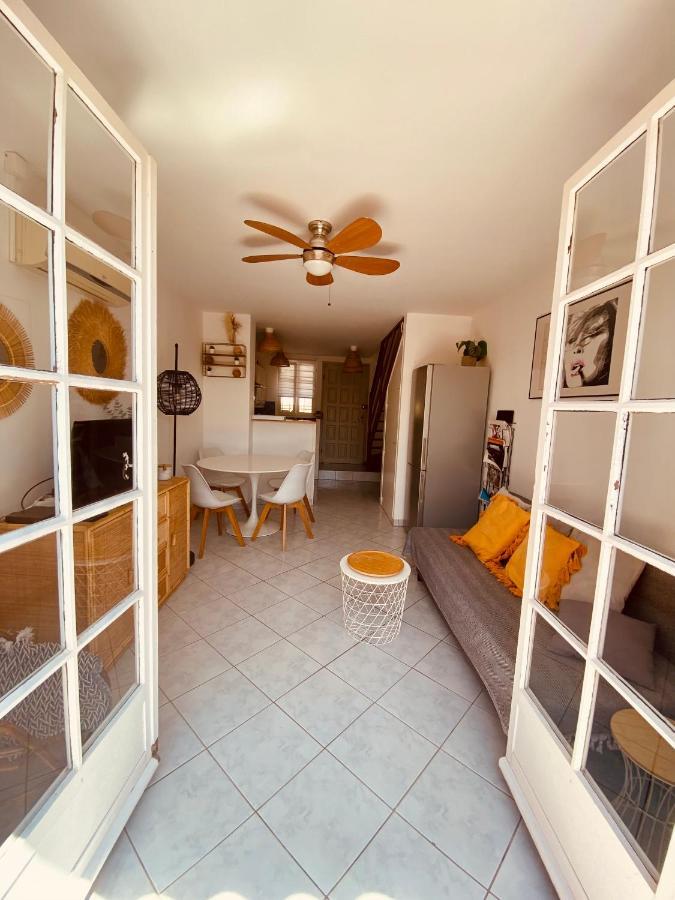 Mazet Dans Residence Avec Piscine Au Coeur Du Golfe De Saint-Tropez Коголен Екстер'єр фото